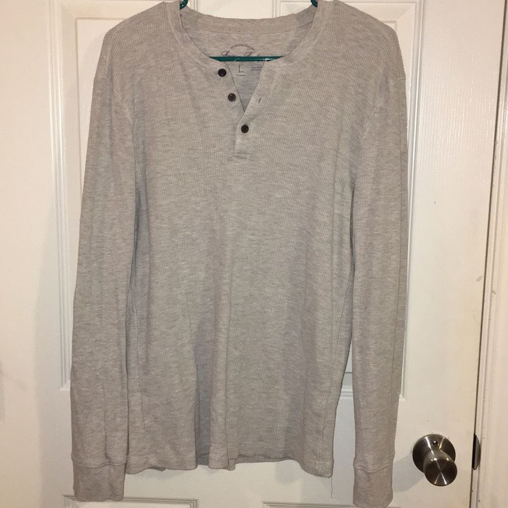 GRAY HENLEY TOP